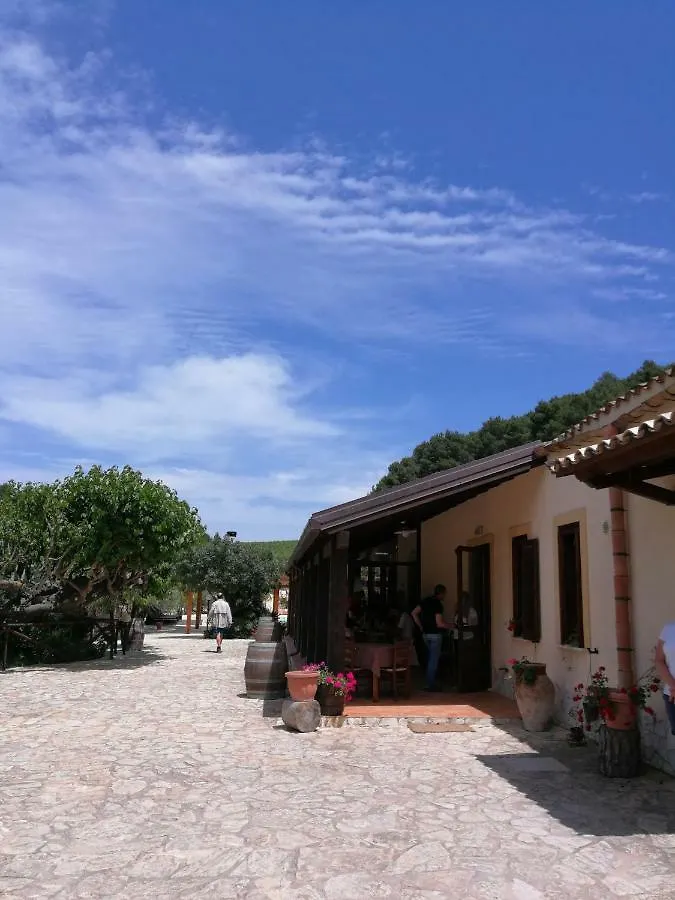 Agriturismo Tenute Pispisa Segesta Calatafimi 0*,  Italy